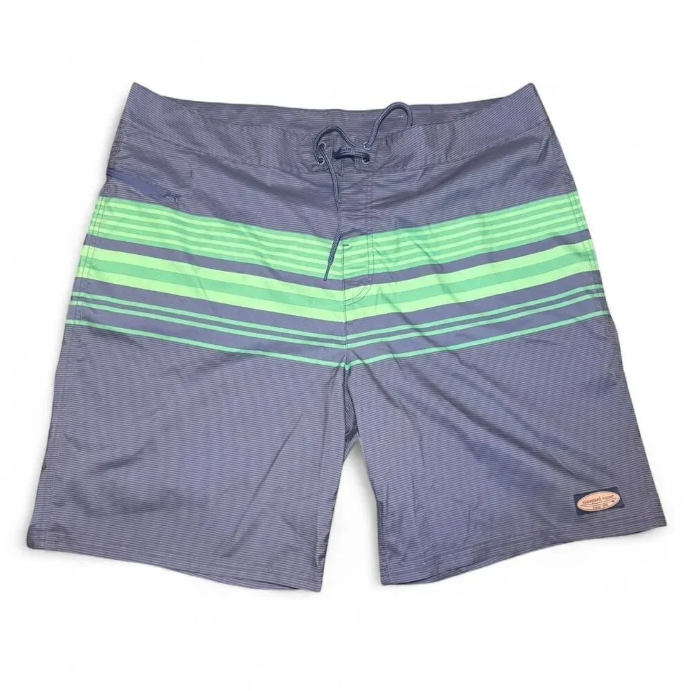 Vineyard Vines Men’s blue and green striped board shorts/swim trunks Size 40
